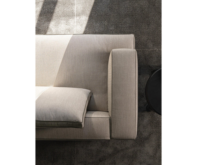 High End Floor Sample Augusto Sofa by Molteni&C Casa Design Group