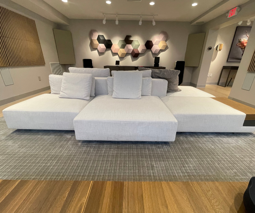 High End Floor Sample Marteen Sofa by Molteni&C Casa Design Group