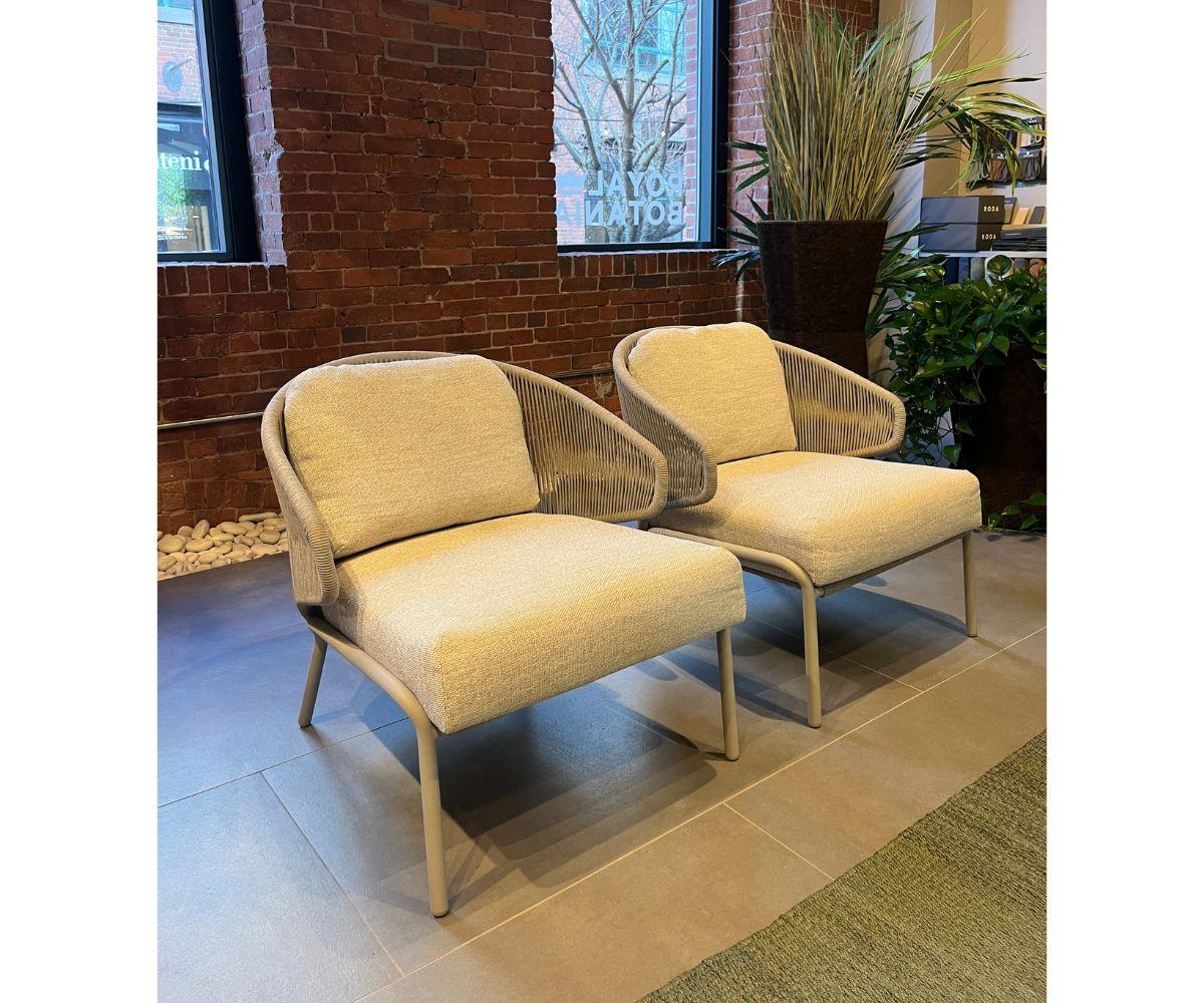 High End Floor Sample Radoc Lounge Chair-Set of 2 by Manutti Casa Design Group