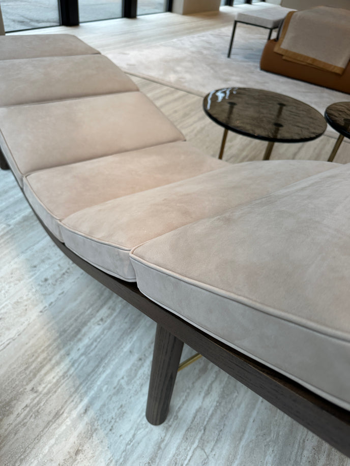 High End Tuscany Chaise Lounge by Molteni&C Casa Design Group