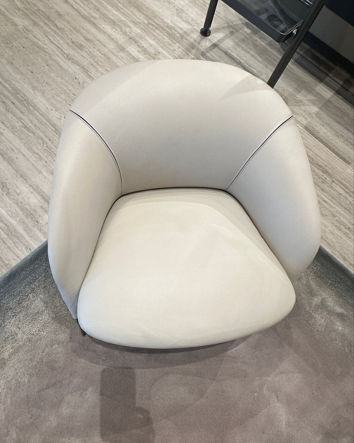 High End Floor Sample Sutton Lounge Chair by Molteni&C Casa Design Group