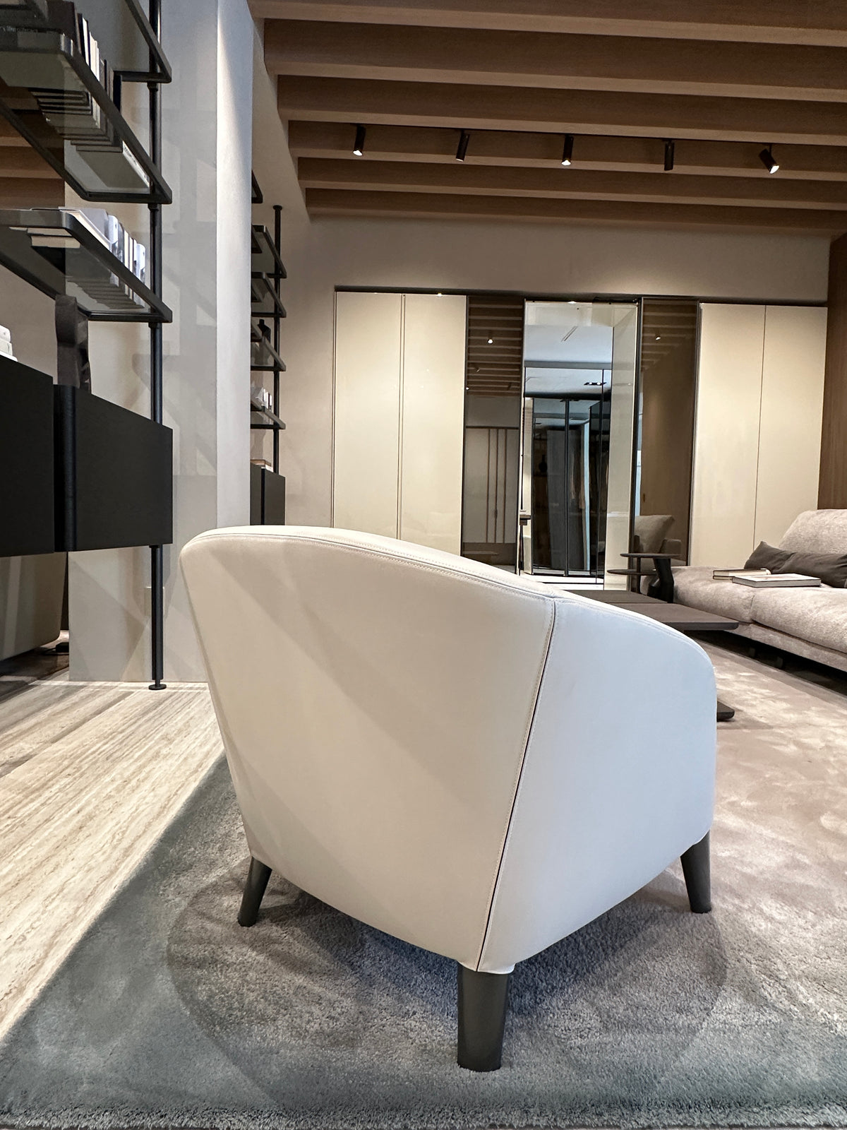 High End Floor Sample Sutton Lounge Chair by Molteni&C Casa Design Group