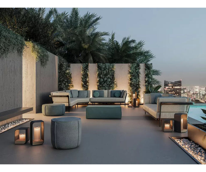High End Flows Lounge Chair by Manutti Casa Design Group