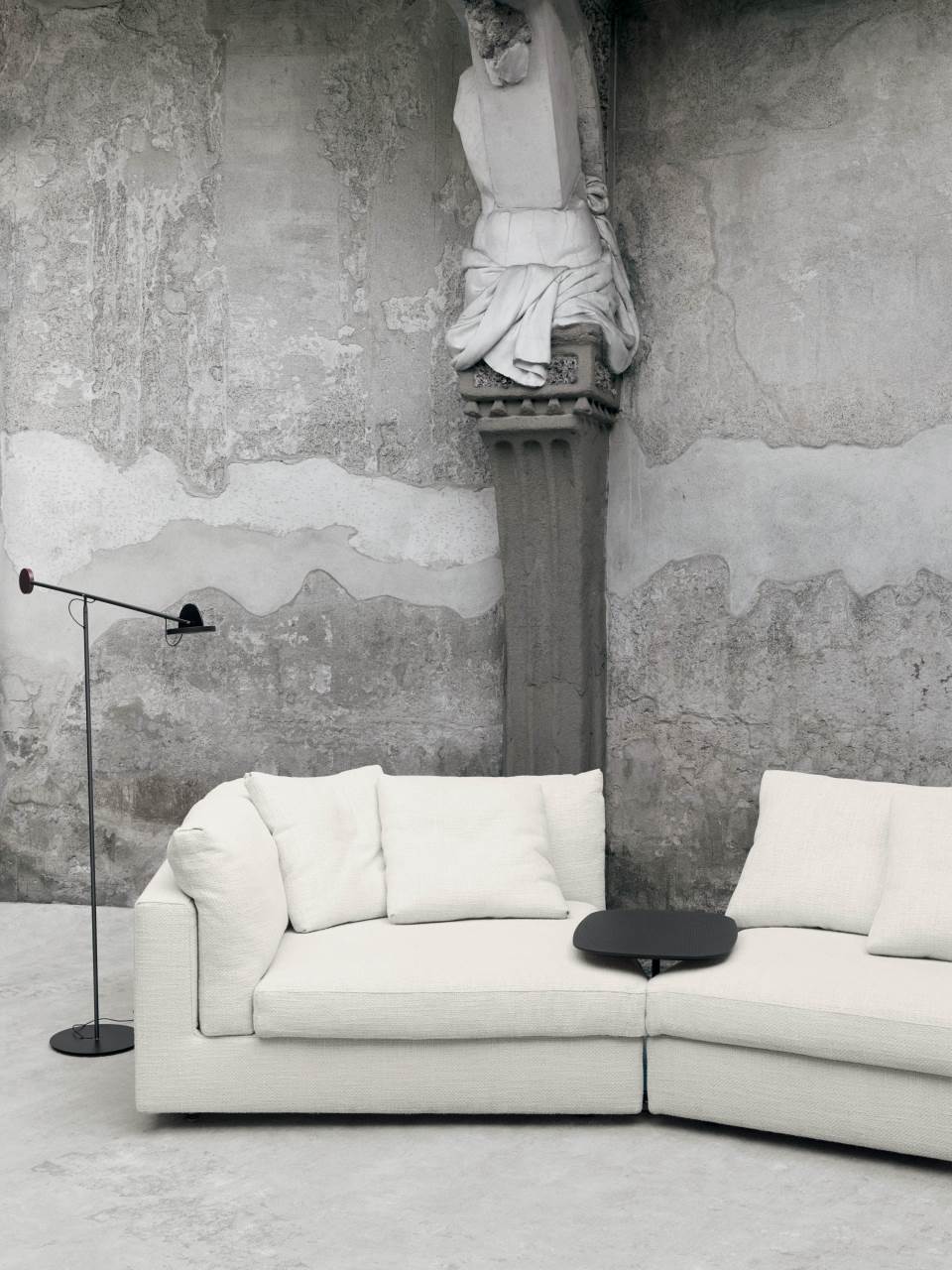 High End Floyd by Living Divani Casa Design Group