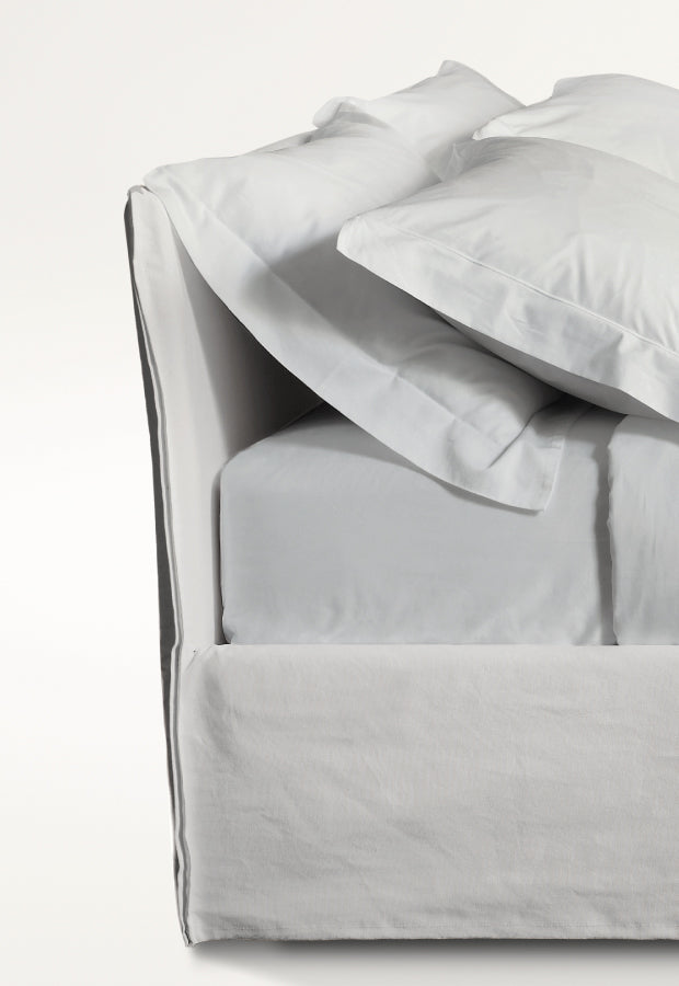 Fox Contemporary Upholstered Bed by Andrea Parisio for Meridiani | Casa Design Group