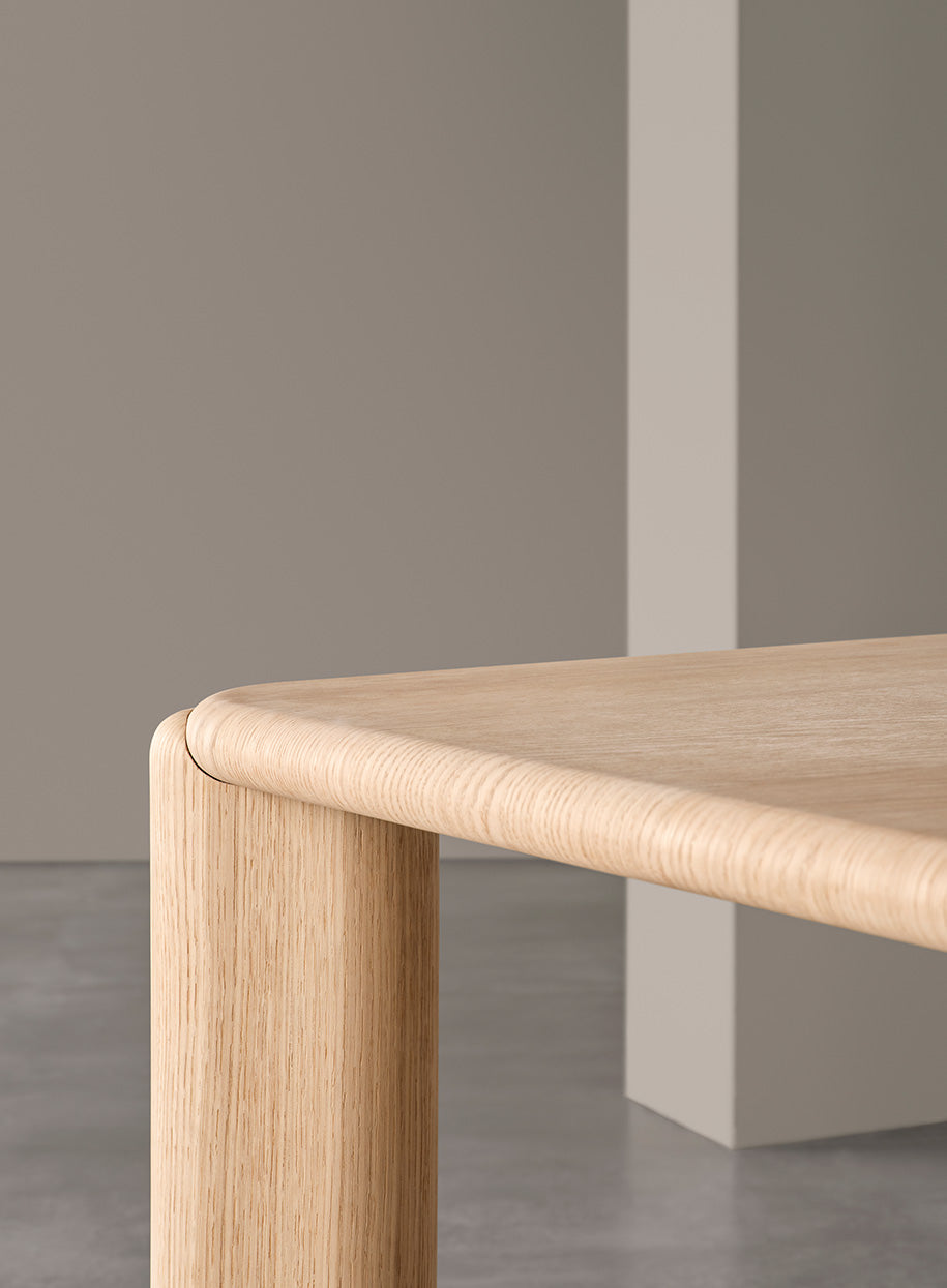 High End Frank Dining Table by Meridiani Casa Design Group