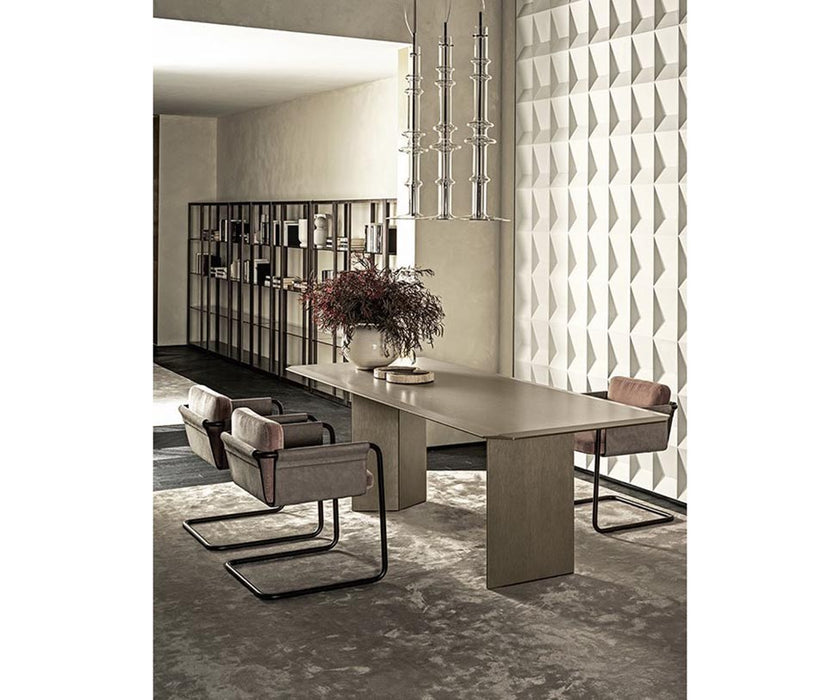 Dolm Plus Dining Table