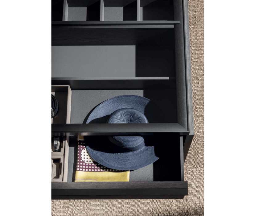 High End Gliss Master Island by Molteni&C Casa Design Group