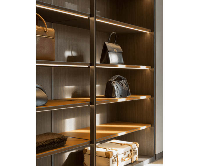 High End Gliss Master-Skin Closet by Molteni&C Casa Design Group