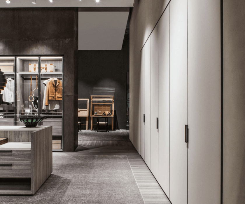 High End Gliss Master Walk-in Closet by Molteni&C Casa Design Group