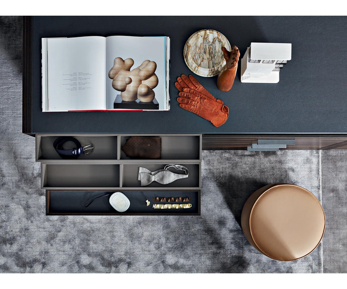 High End Gliss Master Walk-in Closet by Molteni&C Casa Design Group