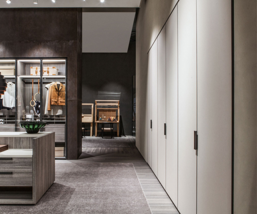 High End Gliss Master Walk-in Closet by Molteni&C Casa Design Group