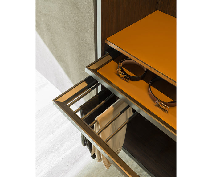 High End Gliss Master Walk-in Closet by Molteni&C Casa Design Group