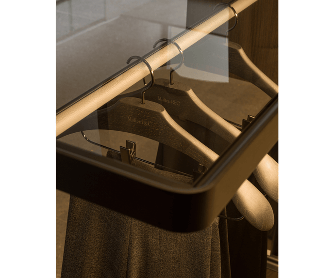High End Hector Night Walk-In Closet by Molteni&C Casa Design Group