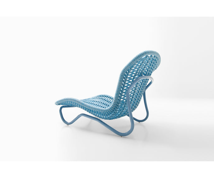 Contemporary Jardín Outdoor Lounge Chair by Paola Lenti Ideal for Modern Outdoor Spaces Casa Design Group