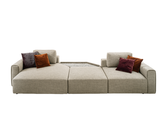 Karphi Modular Sofa by Giorgetti with quilted detailing and contemporary modular design | Casa Design Group