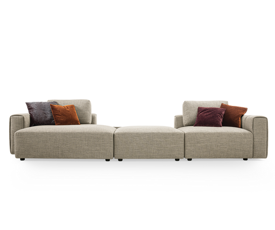 Karphi Modular Sofa by Giorgetti with quilted detailing and contemporary modular design | Casa Design Group