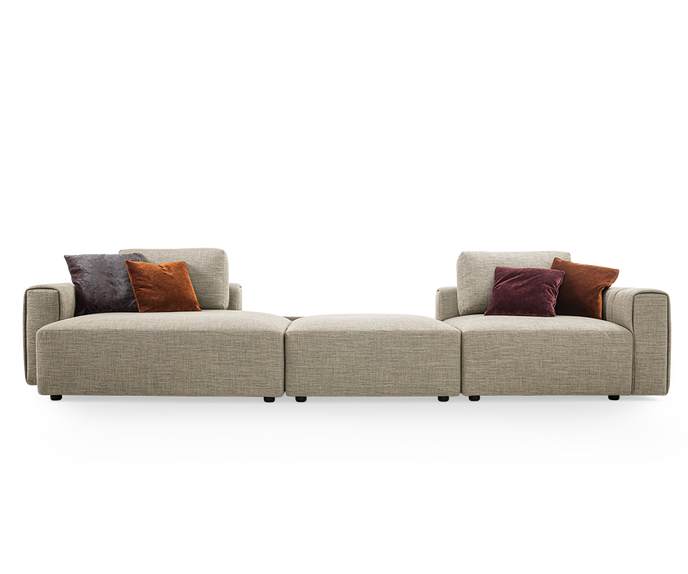 Karphi Modular Sofa by Giorgetti with quilted detailing and contemporary modular design | Casa Design Group