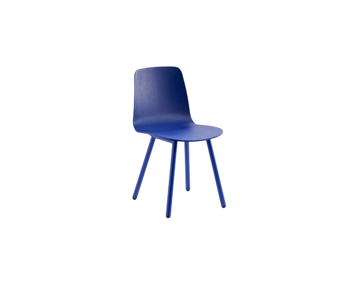 Kuskoa M Dining Chair with curved oak veneer shell and slender powder-coated steel frame by Alki | Casa Design Group