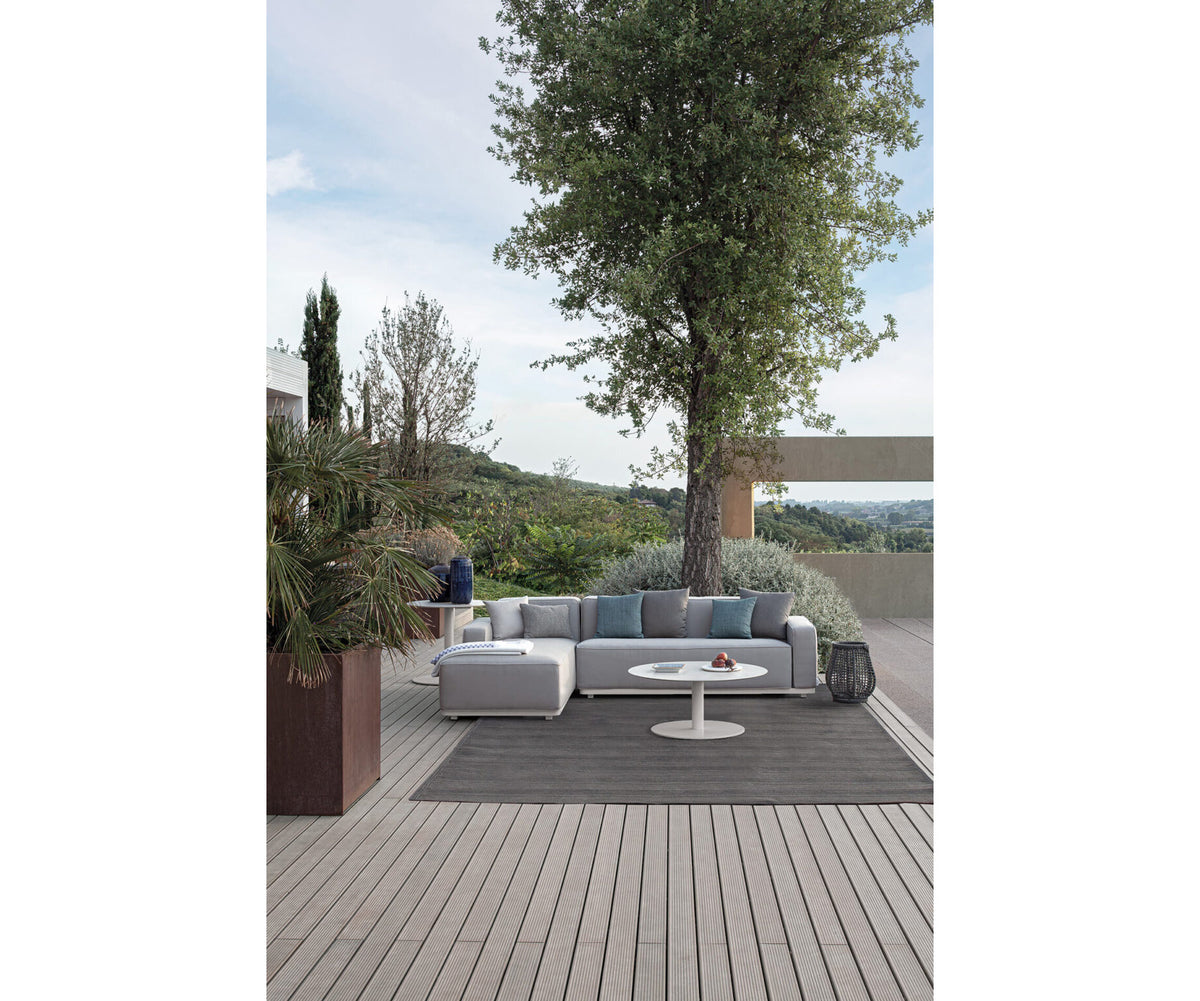 Modern Laguna Modular Outdoor Sofa by Atmosphera Casa Design Group
