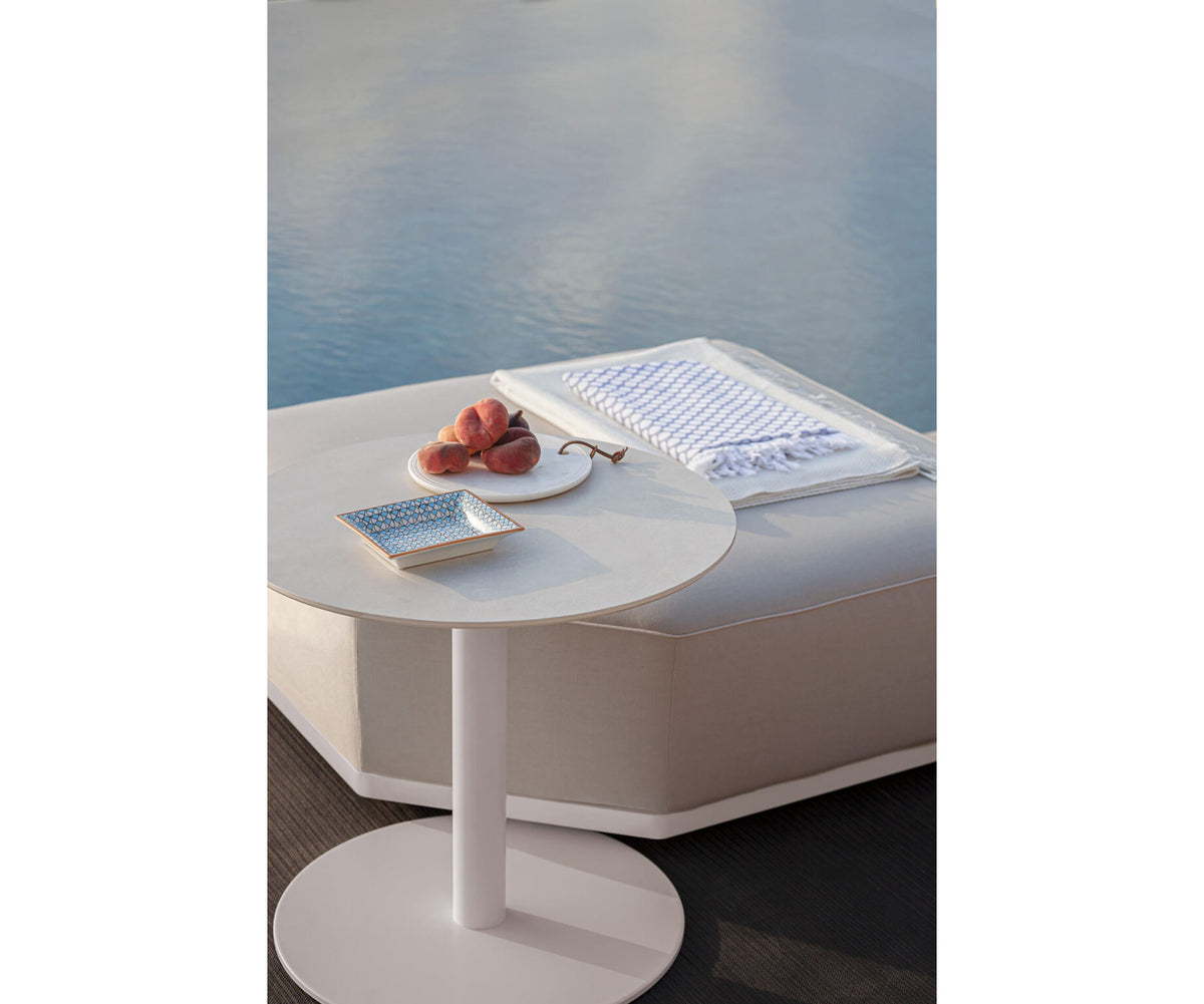 Modern Laguna Modular Outdoor Sofa by Atmosphera Casa Design Group