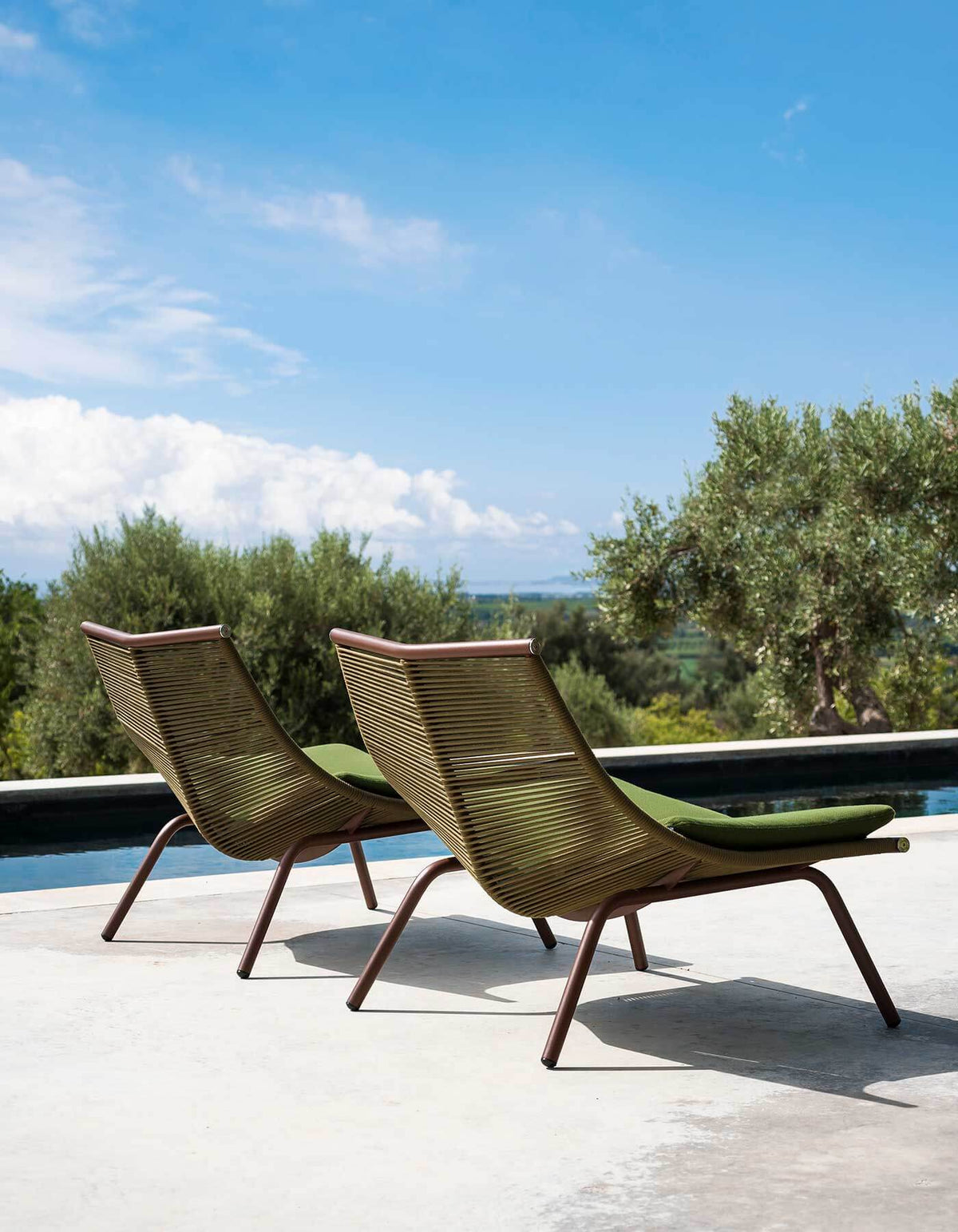 High End Laze 059 Armchair by Roda Casa Design Group