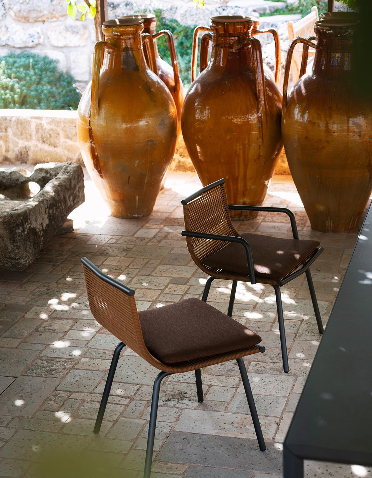 High End Laze 059 Armchair by Roda Casa Design Group