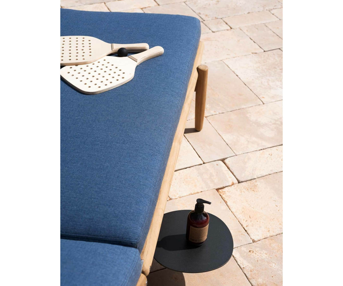 Modern Levante 009 Sunlounger by Roda Crafted from Durable Teak | Casa Design Group