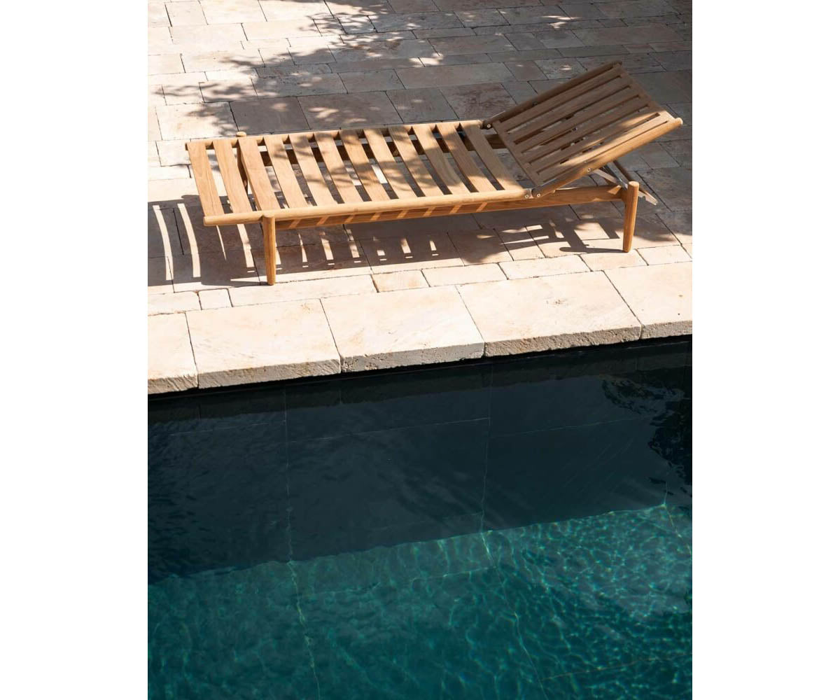 Modern Levante 009 Sunlounger by Roda Crafted from Durable Teak | Casa Design Group