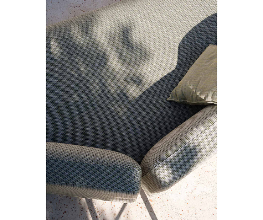 High End Mamba Sectional Sofa by Roda Casa Design Group