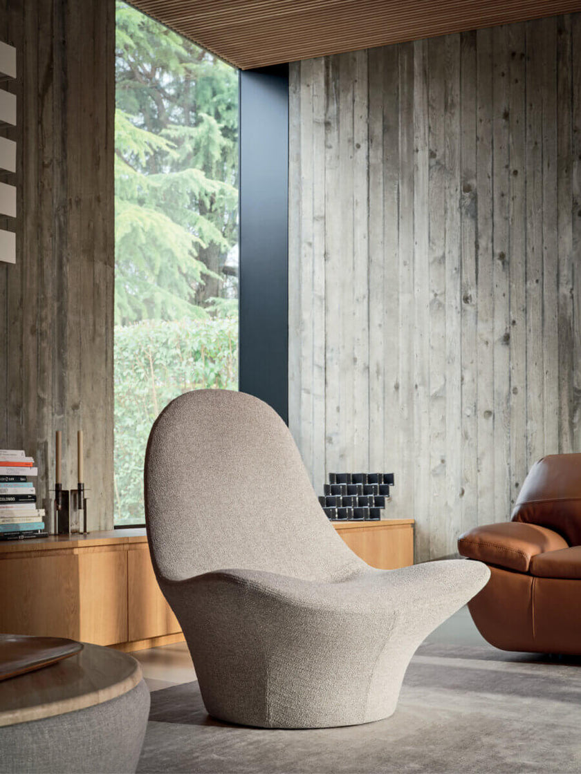 Manta Sculptural Lounge Armchair by Daniele Lo Scalzo Moscheri for Ditre Italia | Casa Design Group