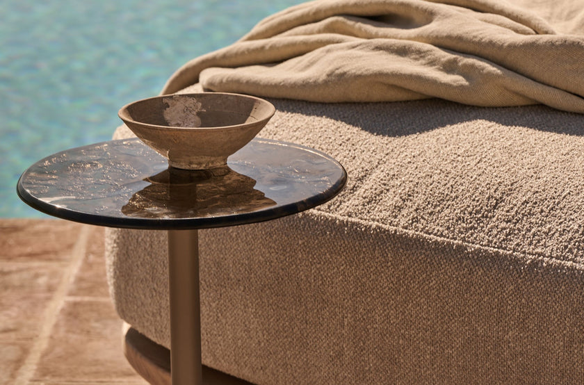 Mare sculptural glass side table by Tribù | Casa Design Group