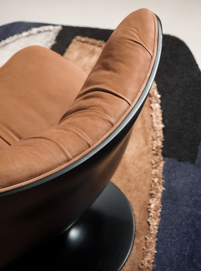 Marilyn Swivel Lounge Armchair by Draga & Aurel for Baxter | Casa Design Group