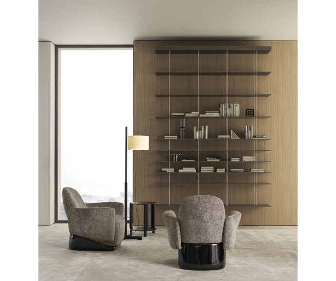 Maylis sculptural coffee table by Molteni&C designed by Christophe Delcourt.