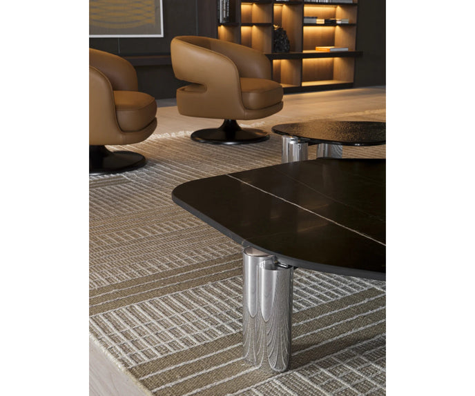 Maylis sculptural coffee table by Molteni&C designed by Christophe Delcourt.