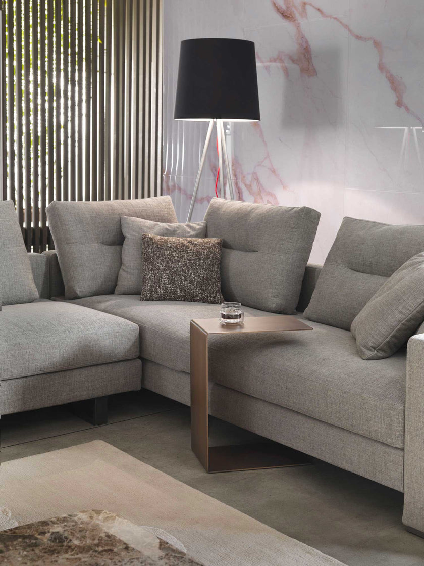 Mini Folded Metal C Table by Giulio Marelli | Casa Design Group