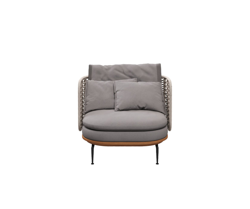 High End Mistral Low Back Lounge Chair by Gloster Casa Design Group