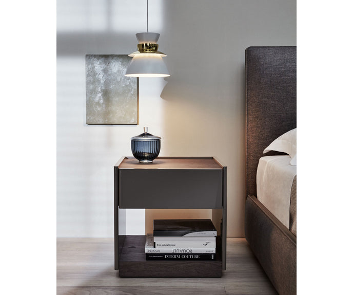 Luxury 5050 Nightstand by Rodolfo Dordoni for Molteni&C | High-End Bedside Table | Casa Design Group