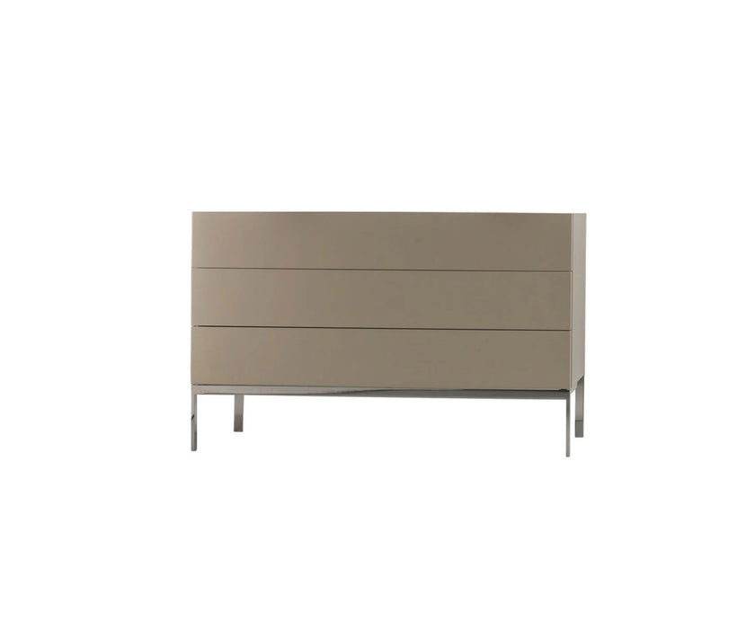 Luxury 606 Dresser by Rodolfo Dordoni for Molteni&C | High-End Bedroom Storage | Casa Design Group