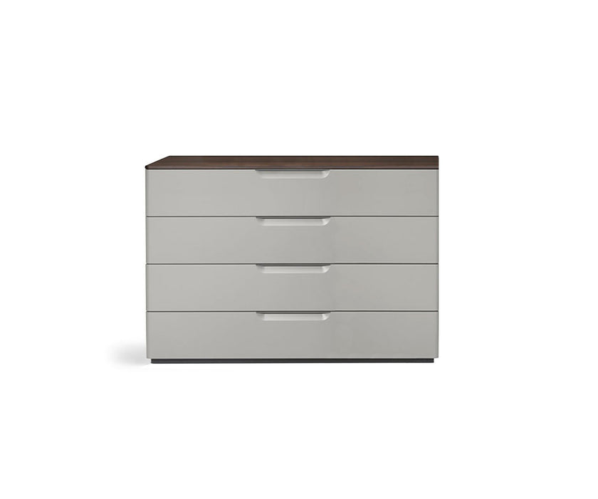Luxury 7070 Dresser by Rodolfo Dordoni for Molteni&C | High-End Bedroom Storage | Casa Design Group