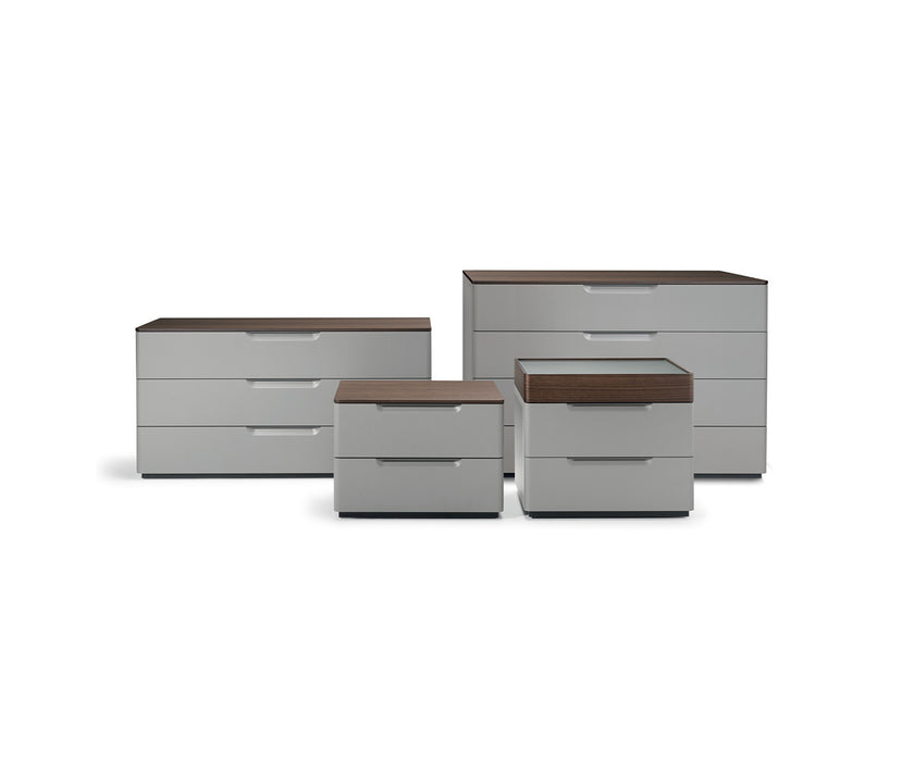 Luxury 7070 Dresser by Rodolfo Dordoni for Molteni&C | High-End Bedroom Storage | Casa Design Group