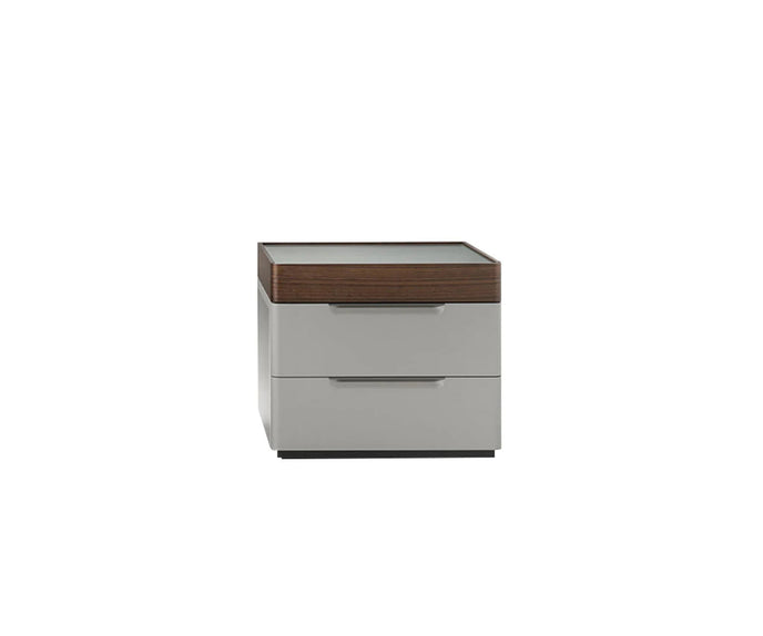 Luxury 7070 Nightstand by Rodolfo Dordoni for Molteni&C | High-End Bedside Table | Casa Design Group