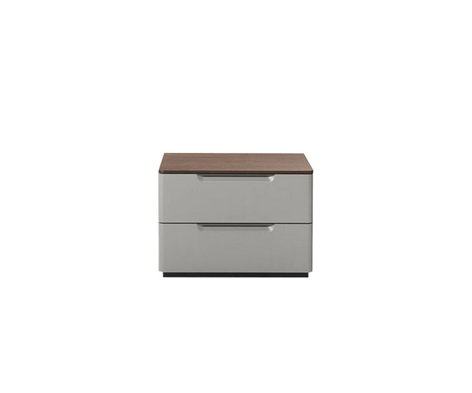 Luxury 7070 Nightstand by Rodolfo Dordoni for Molteni&C | High-End Bedside Table | Casa Design Group
