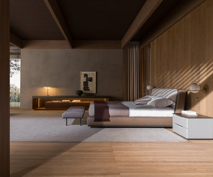 Luxury 7070 Nightstand by Rodolfo Dordoni for Molteni&C | High-End Bedside Table | Casa Design Group