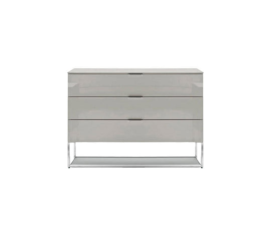 Luxury 909 Dresser by Luca Meda for Molteni&C | High-End Modular Bedroom Storage | Casa Design Group