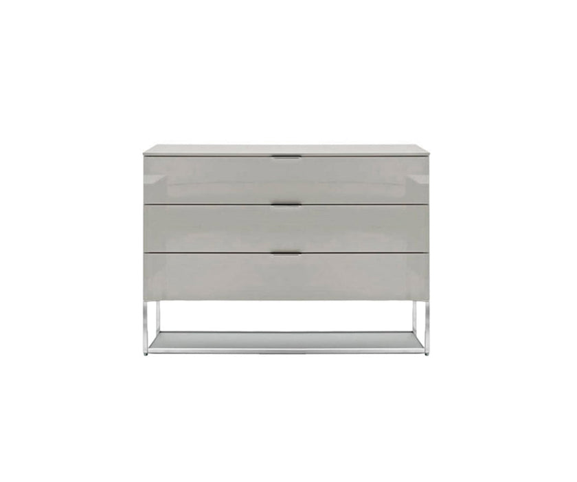 Luxury 909 Dresser by Luca Meda for Molteni&C | High-End Modular Bedroom Storage | Casa Design Group
