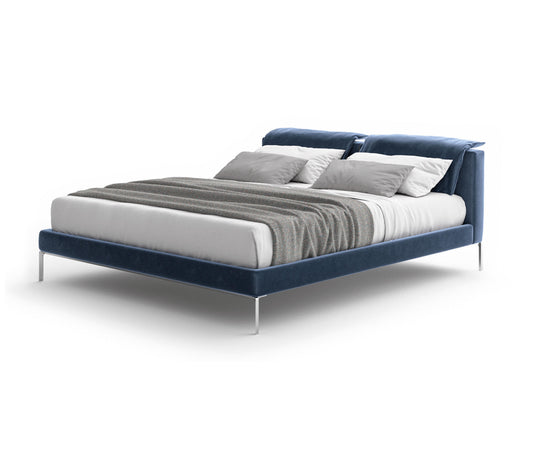 Moov modern upholstered bed by Piero Lissoni for Cassina | Casa Design Group