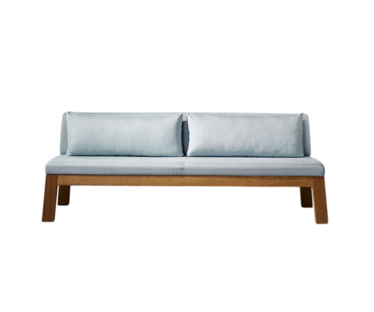 Luxury Niek Outdoor Couch by Studio Piet Boon in Natural Teak – Casa Design Group