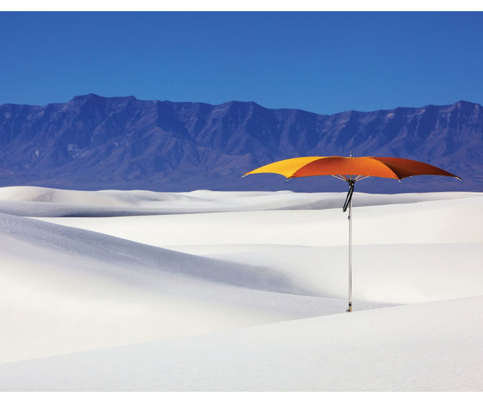 Modern Tuuci Ocean Master M1 Crescent Umbrella, polished rib details and elegant canopy – Casa Design Group