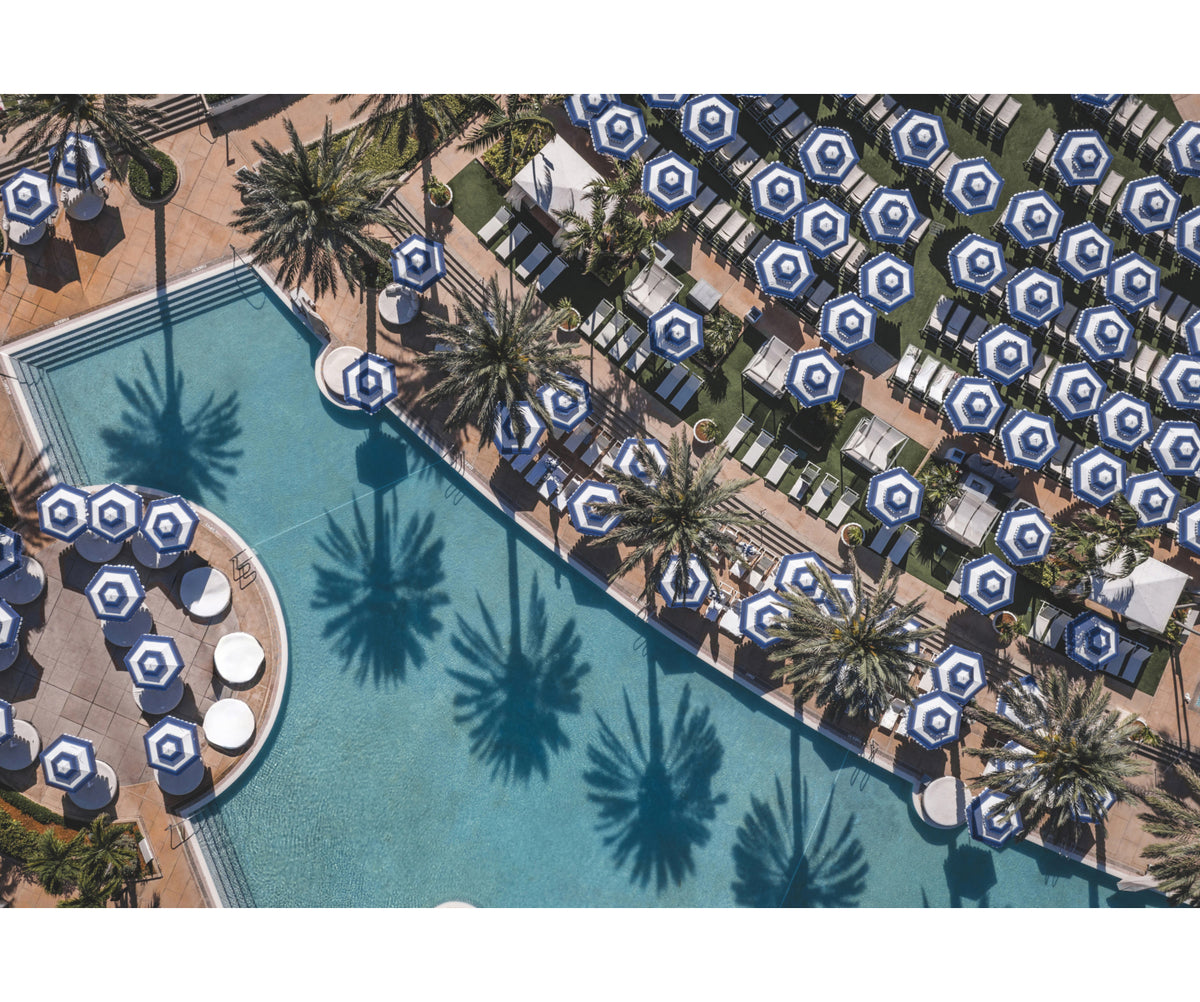 Contemporary Tuuci Ocean Master M1 Cupola outdoor parasol Casa Design Group